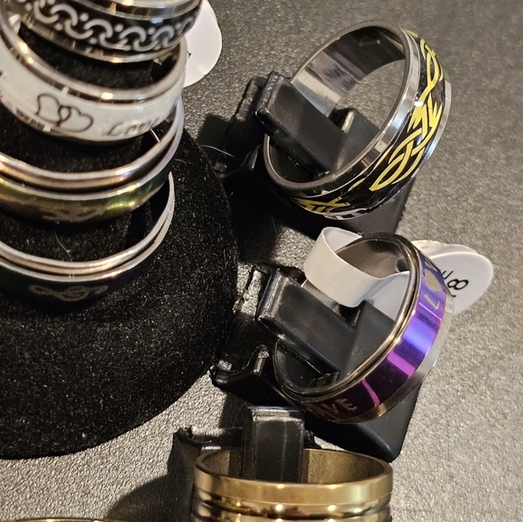 Rings Y - Picture 9 of 10